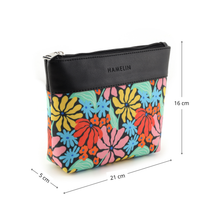 Essentials Travel Pouch (Vibrant Daisies)