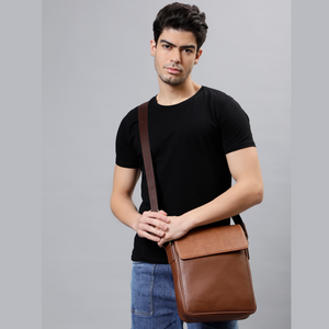 The Harvey Sling bag for Men L (Tan)