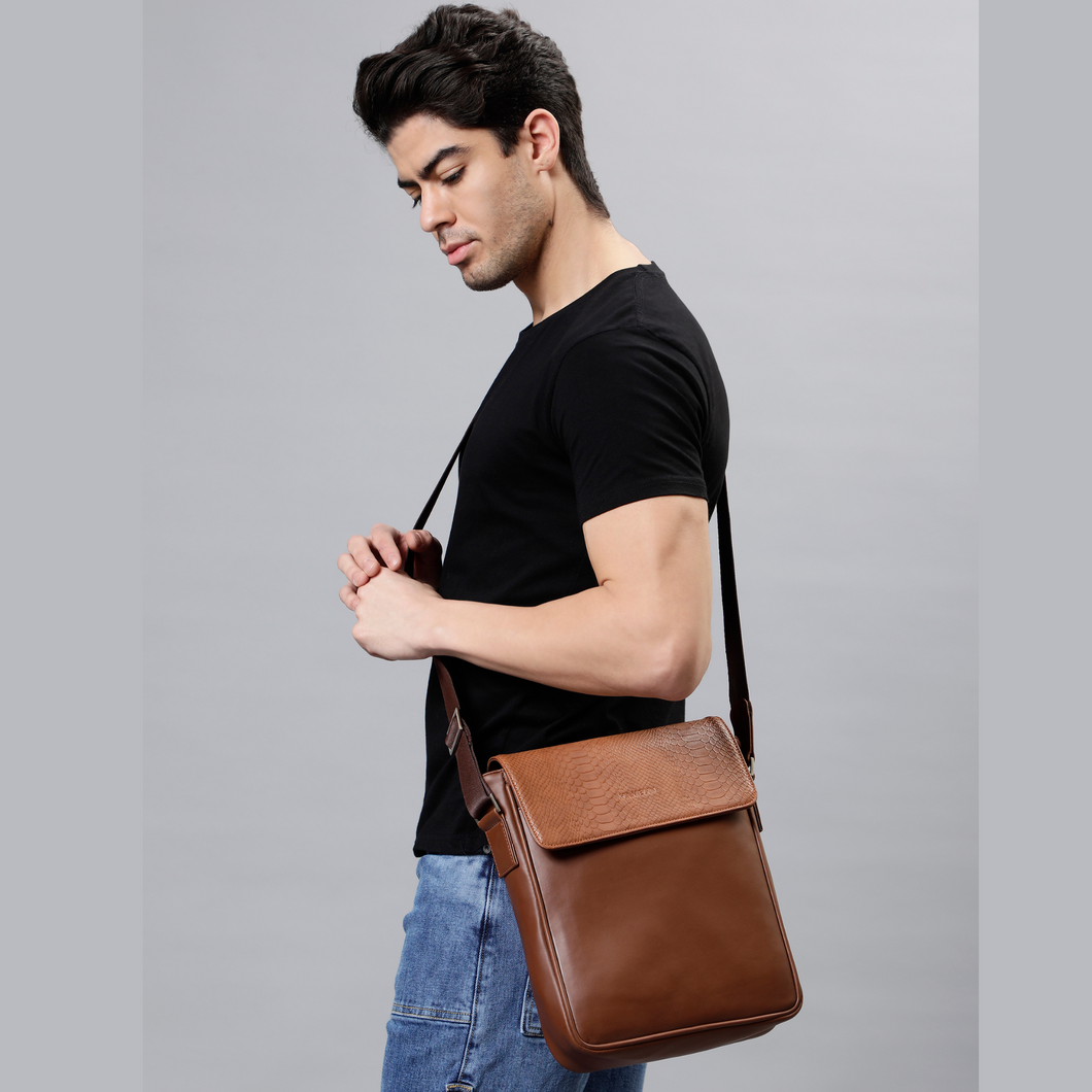 The Harvey Sling bag for Men L (Tan)