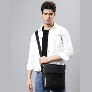 The Harvey Sling bag for Men L (Black)