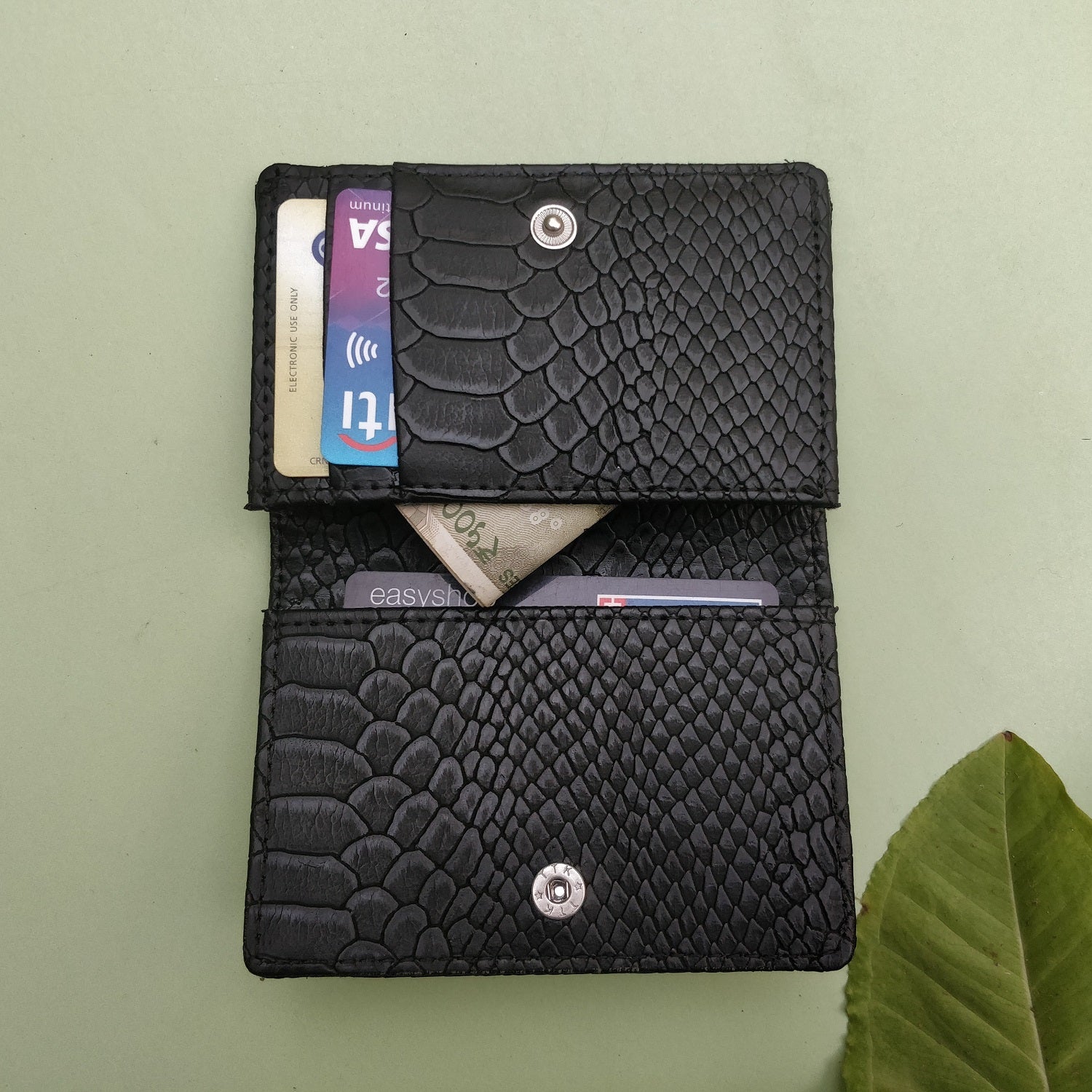 Slim card holder wallet